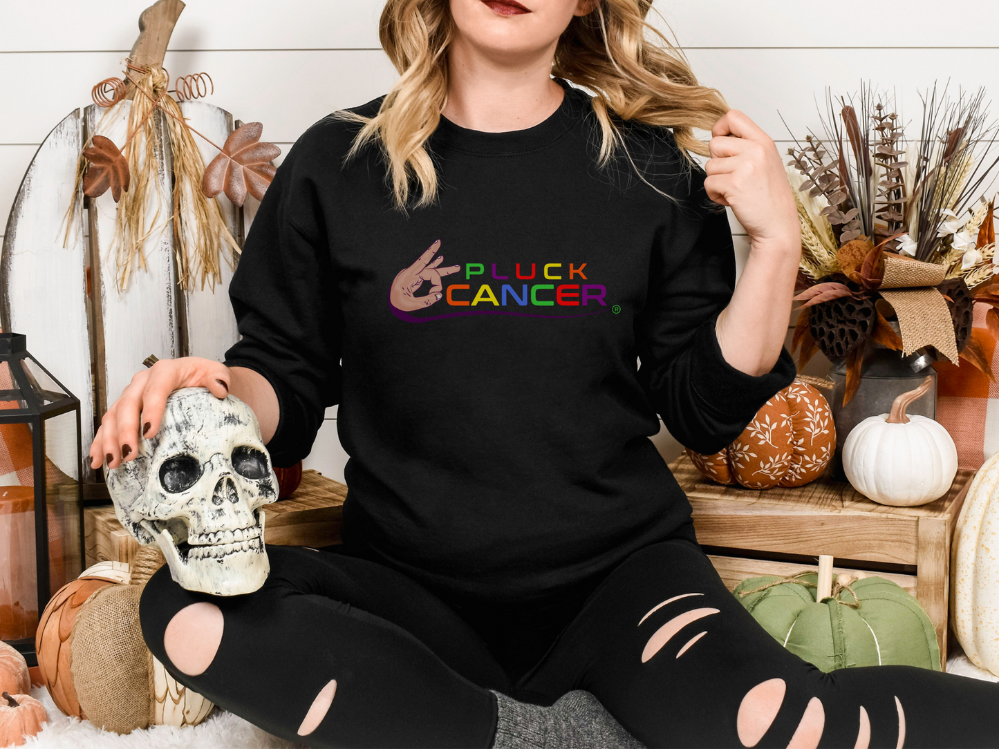 Pluck Cancer Women's Heavy Blend™ Crewneck Sweatshirt - Black