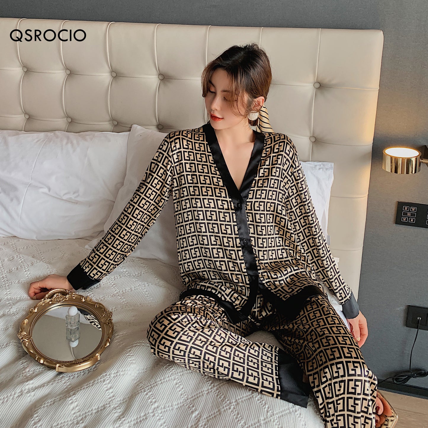 QSROCIO Women&#39;s Pajamas Set V Neck Design Luxury Cross Letter Print Sleepwear Silk Like Home Clothes XXXXL Large Size Nightwear